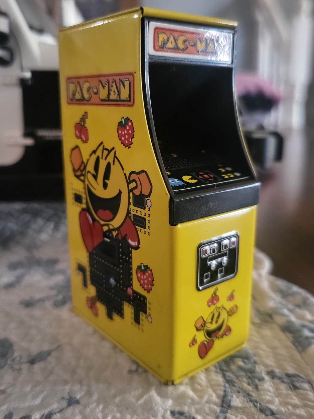 Pac-Man Yellow Mini Arcade Collectible